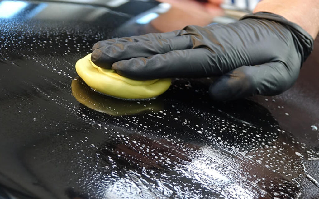 Descontaminacion de Pintura con Claybar
